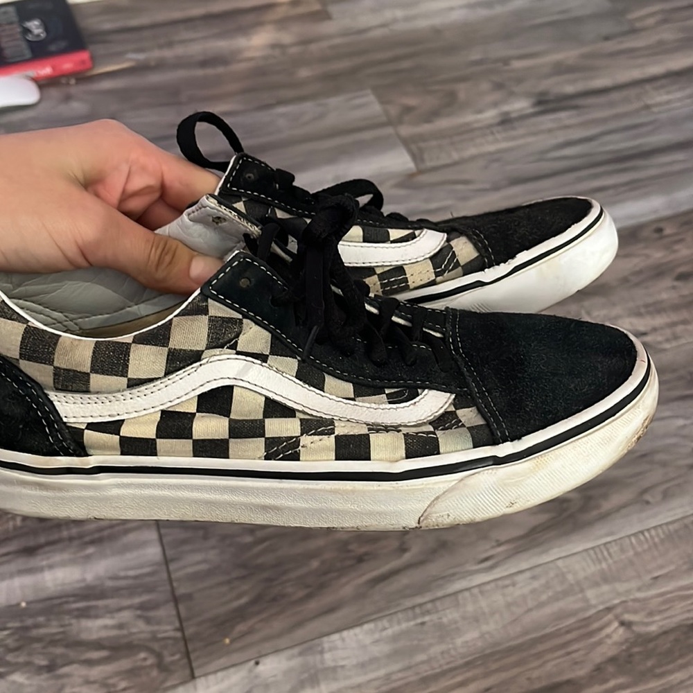 checkers vans,really used,black thick laces,size 8 in women